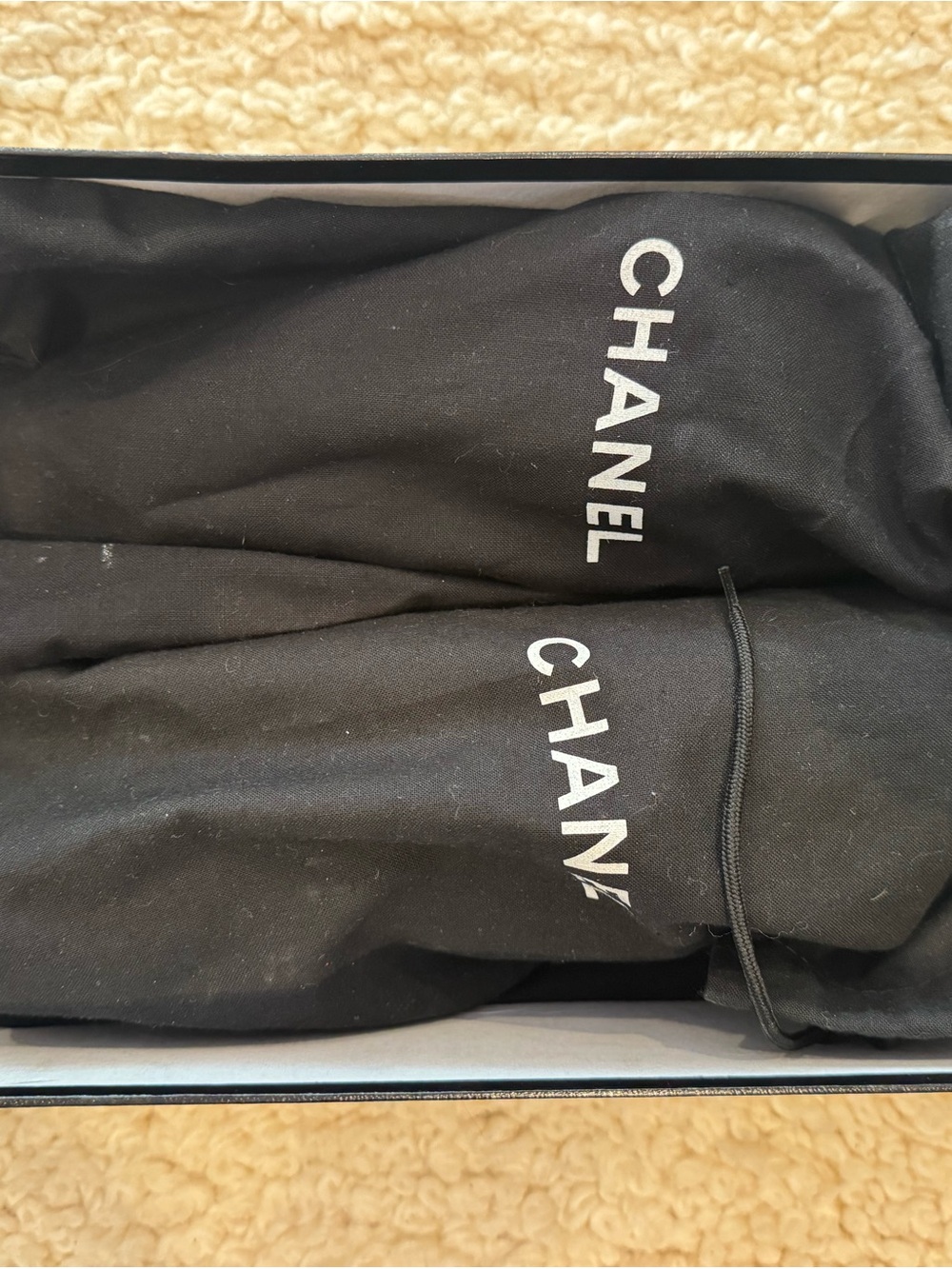 CHANEL Tan Leather Ballet Flats with CC Logo and Bow - Picture 10 of 14